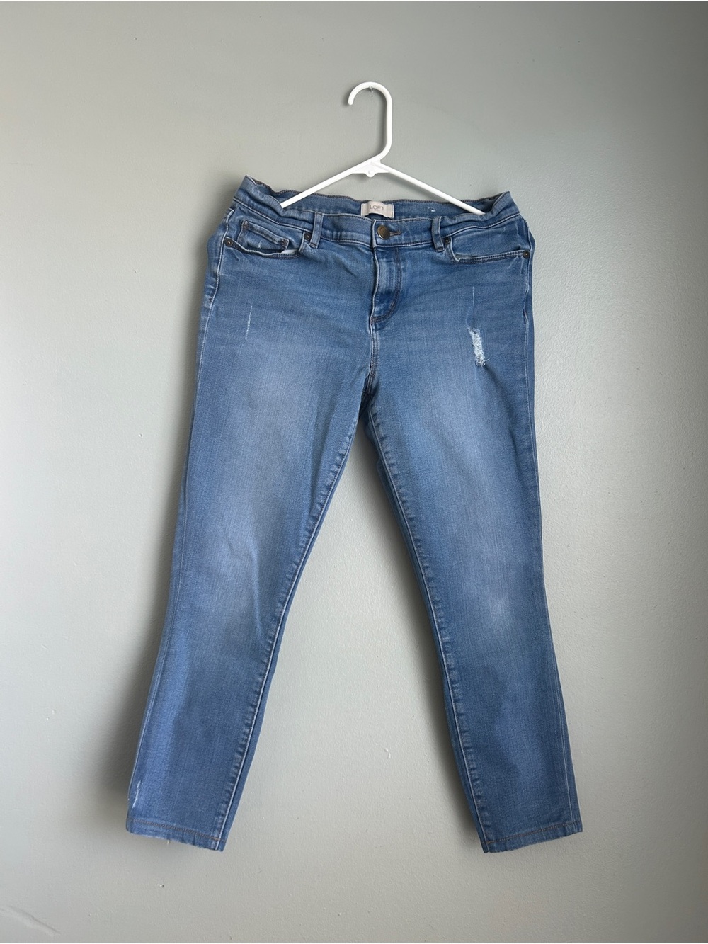 LOFT Women's Light Blue Skinny Jeans
